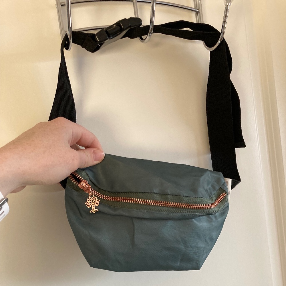 Oak and Reed Olive Canvas Green Fanny Pack